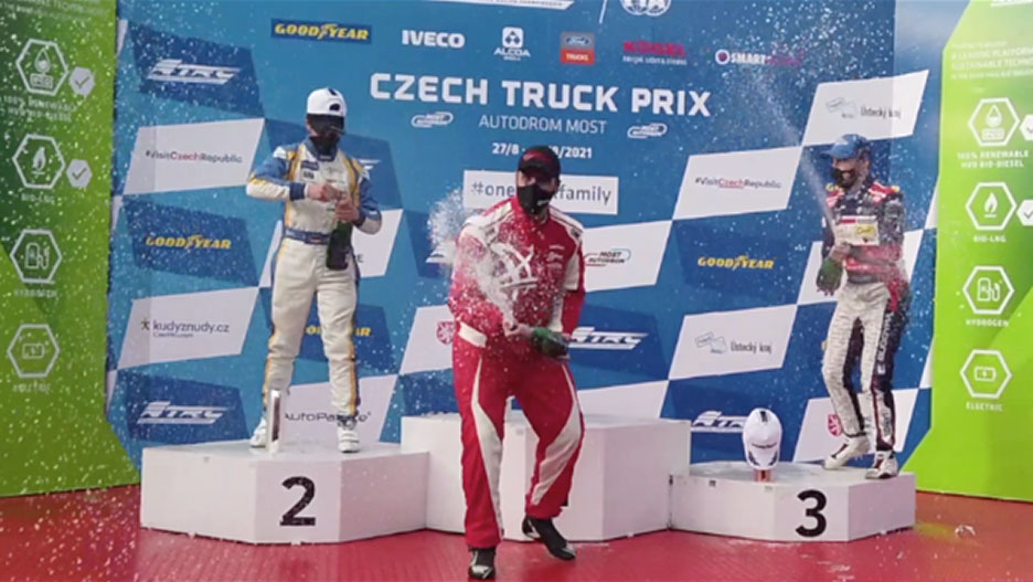 racing winners podium